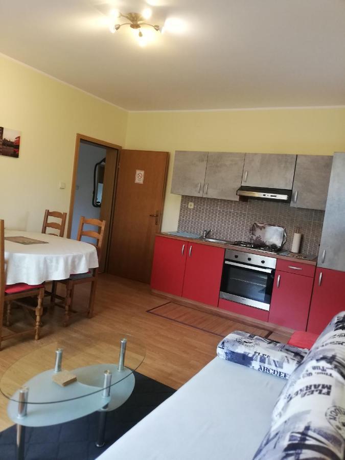Guest House Surina Rupa Extérieur photo