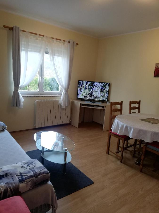 Guest House Surina Rupa Extérieur photo
